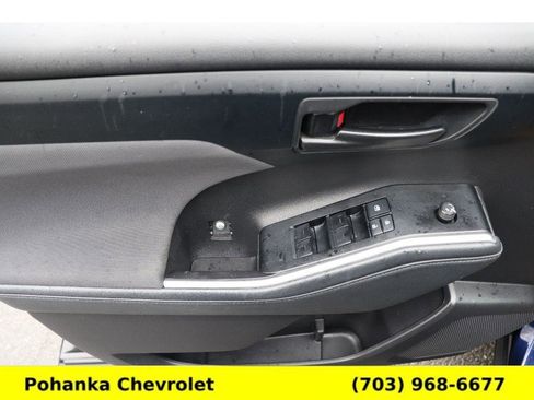 Used 2022 Toyota Highlander LE image 21