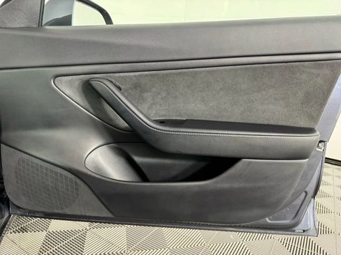 Used 2020 Tesla Model 3 Long Range image 38