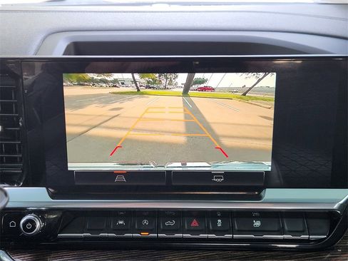 Used 2023 GMC Sierra 1500 Elevation image 15