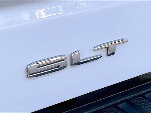 Used 2023 GMC Sierra 1500 SLT w/ SLT Premium Package AWD/4WD image 11