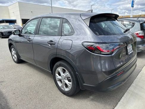 Certified 2024 Honda HR-V LX image 3
