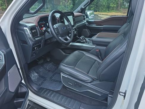 Used 2023 Ford F150 Lariat AWD/4WD image 11