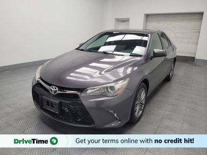 Used 2016 Toyota Camry SE w/ Moonroof Package