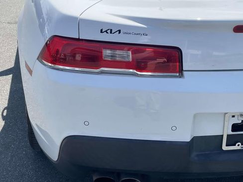 Used 2015 Chevrolet Camaro LT w/ 1LT Preferred Package image 10