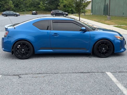 Used 2016 Scion tC FWD image 8