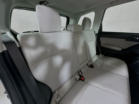 Used 2016 Subaru Forester 2.5i Premium AWD/4WD image 25