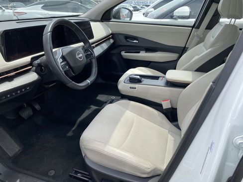 Used 2023 Nissan Ariya FWD image 9