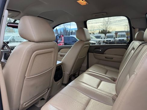 Used 2014 Chevrolet Silverado 2500 LTZ w/ LTZ Plus Package image 25