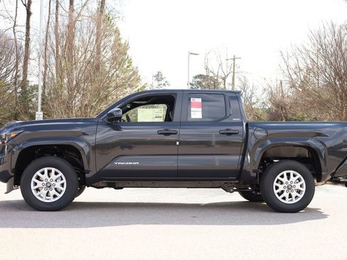 New 2026 Toyota Tacoma SR5 image 3