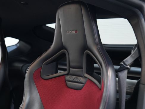 Used 2020 Nissan 370Z NISMO image 26