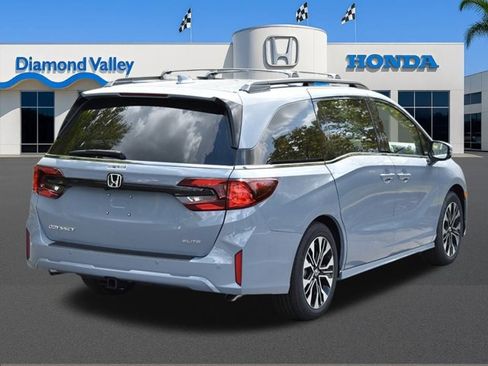 New 2026 Honda Odyssey Elite image 3