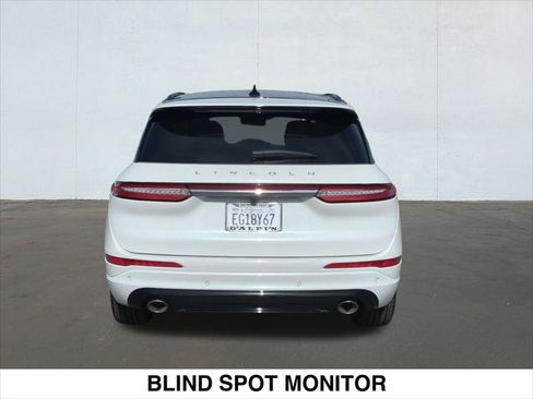 Used 2025 Lincoln Corsair Grand Touring w/ Equipment Group 302A AWD/4WD image 4