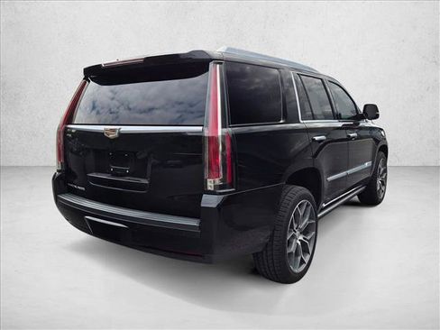 Used 2016 Cadillac Escalade Premium AWD/4WD image 5