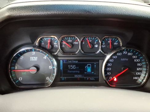Used 2018 Chevrolet Tahoe LS AWD/4WD image 17
