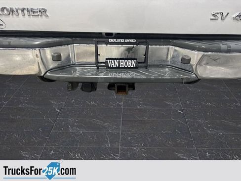 Used 2019 Nissan Frontier SV image 31