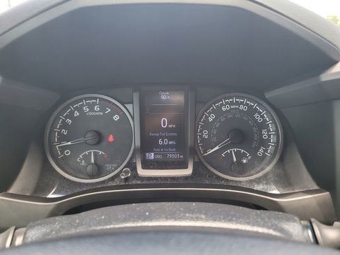 Used 2019 Toyota Tacoma TRD Off-Road AWD/4WD image 29