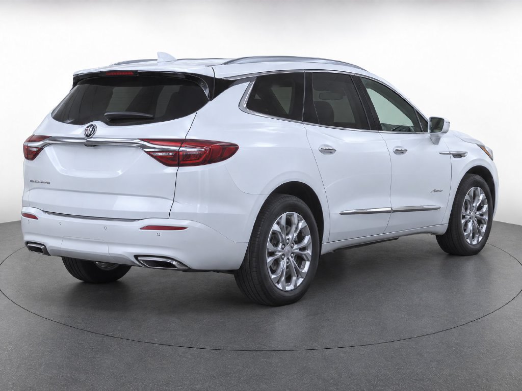 Used 2020 Buick Enclave Avenir w/ Avenir Technology Package FWD image 4