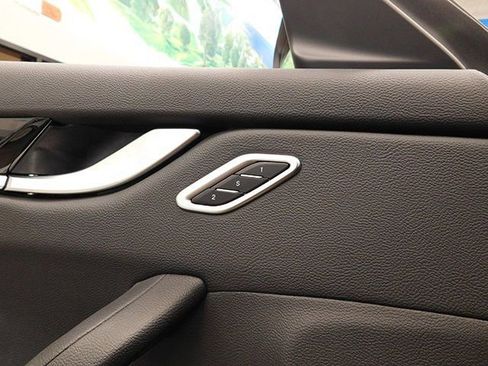 Used 2023 Maserati Levante Modena image 29