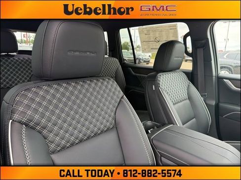 New 2026 GMC Acadia Denali w/ Super Cruise Package AWD/4WD image 4