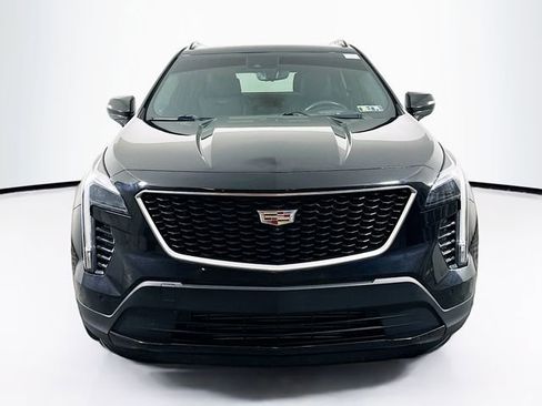 Used 2020 Cadillac XT4 Sport image 2