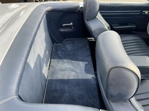 Used 1987 Mercedes-Benz 560 SL image 14