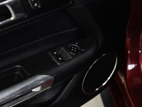 Used 2019 Ford Mustang Premium RWD image 39