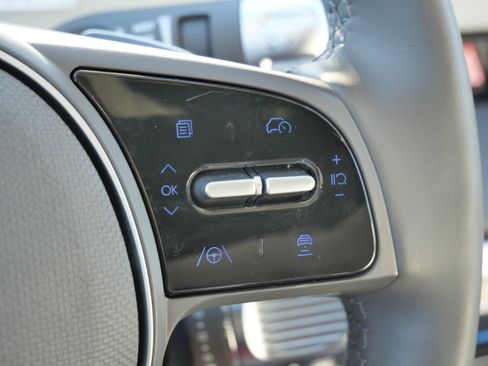 Certified 2023 Hyundai Ioniq 5 Limited w/ Cargo Package image 31