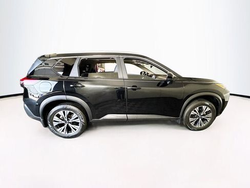 Certified 2023 Nissan Rogue SV w/ SV Premium B Package AWD/4WD image 4