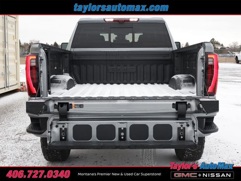 Used 2025 GMC Sierra 3500 Denali w/ Denali Reserve Package image 49