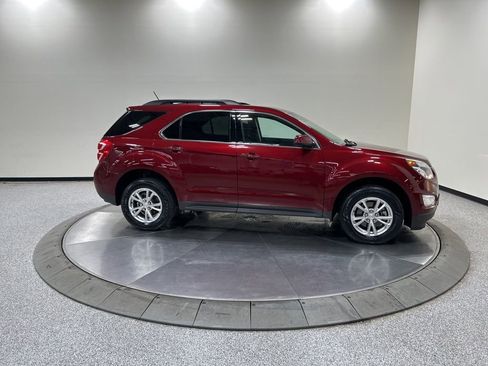 Used 2017 Chevrolet Equinox LT w/ Convenience Package image 5