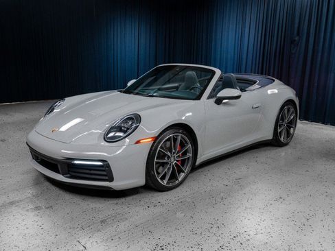 Used 2023 Porsche 911 Carrera 4S image 2