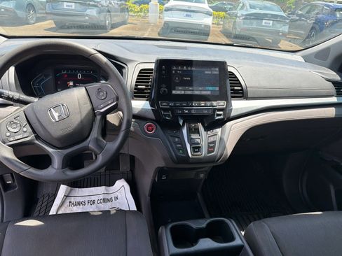 Used 2021 Honda Odyssey EX image 10