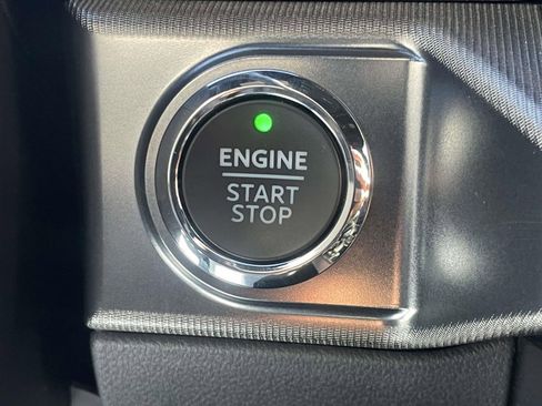 Certified 2022 Ford F150 Platinum w/ Equipment Group 701A High image 29