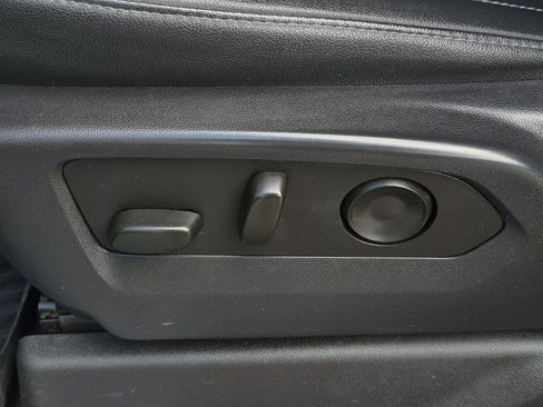 Used 2023 GMC Sierra 1500 SLT w/ SLT Premium Package image 39