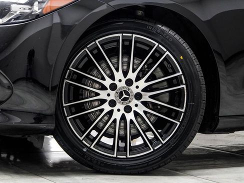 Used 2023 Mercedes-Benz C 300 4MATIC Sedan image 3