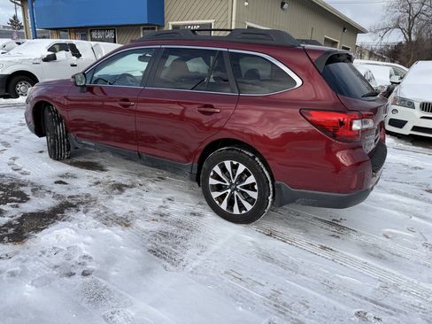 Used 2015 Subaru Outback 2.5i Limited image 18