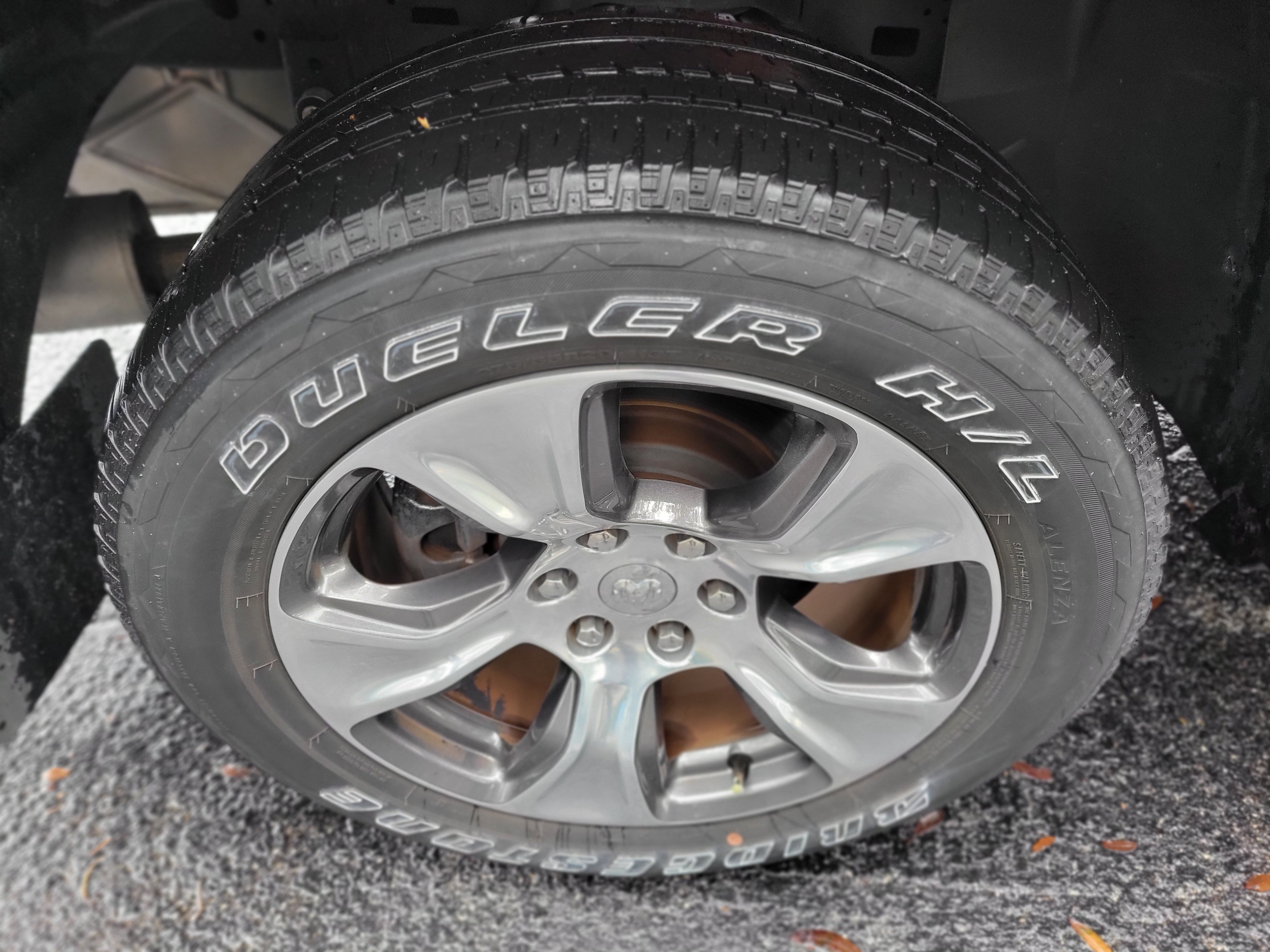 Used 2022 RAM 1500 Laramie AWD/4WD image 47