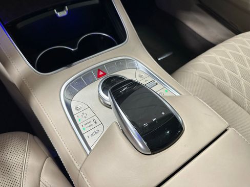 Used 2017 Mercedes-Benz S 550 Sedan image 33