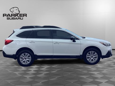 Used 2018 Subaru Outback 2.5i AWD/4WD image 6
