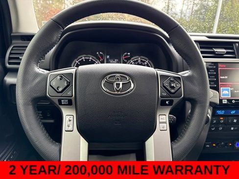 Used 2022 Toyota 4Runner Limited image 18