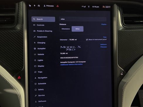 Used 2018 Tesla Model X 75D image 2