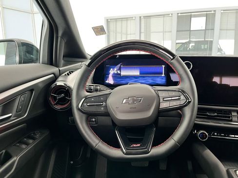 Certified 2024 Chevrolet Equinox EV RS image 18