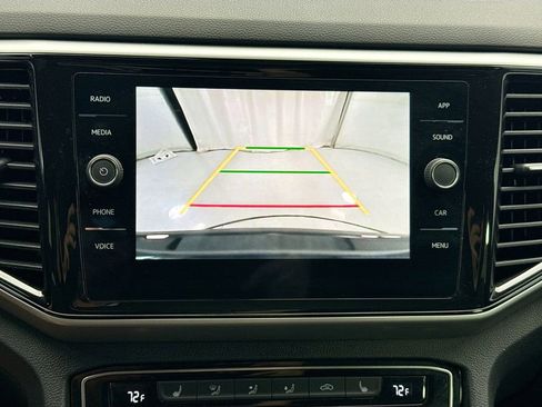 Used 2023 Volkswagen Atlas Cross Sport SE FWD image 14
