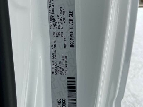 Used 2022 RAM 4500 Tradesman image 30