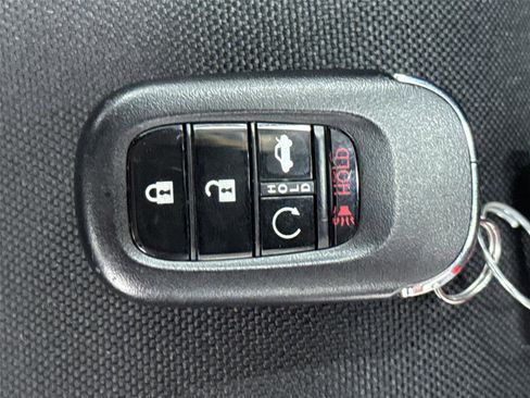 Used 2025 Honda Civic Sport image 32