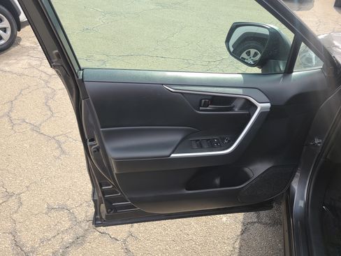 Certified 2023 Toyota RAV4 LE image 14