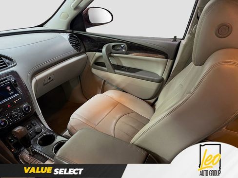 Used 2015 Buick Enclave Leather FWD image 24