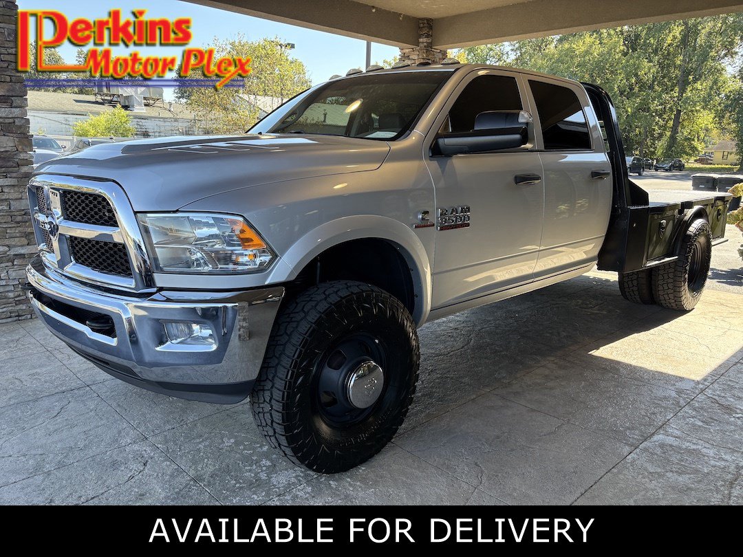 Used 2018 RAM 3500 Tradesman w/ Chrome Appearance Group AWD/4WD image 1