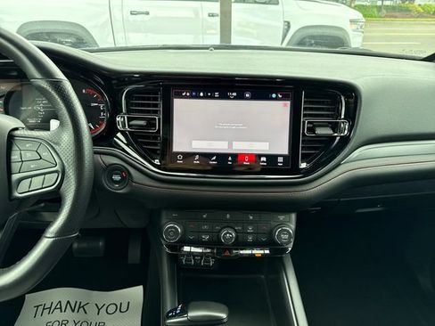 Used 2025 Dodge Durango GT AWD/4WD image 26