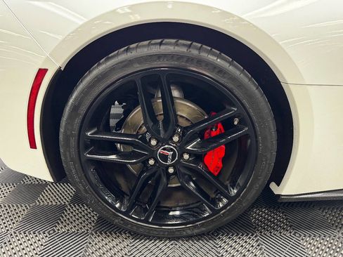 Used 2016 Chevrolet Corvette Stingray Coupe w/ 2LT Preferred Equipment Group image 17